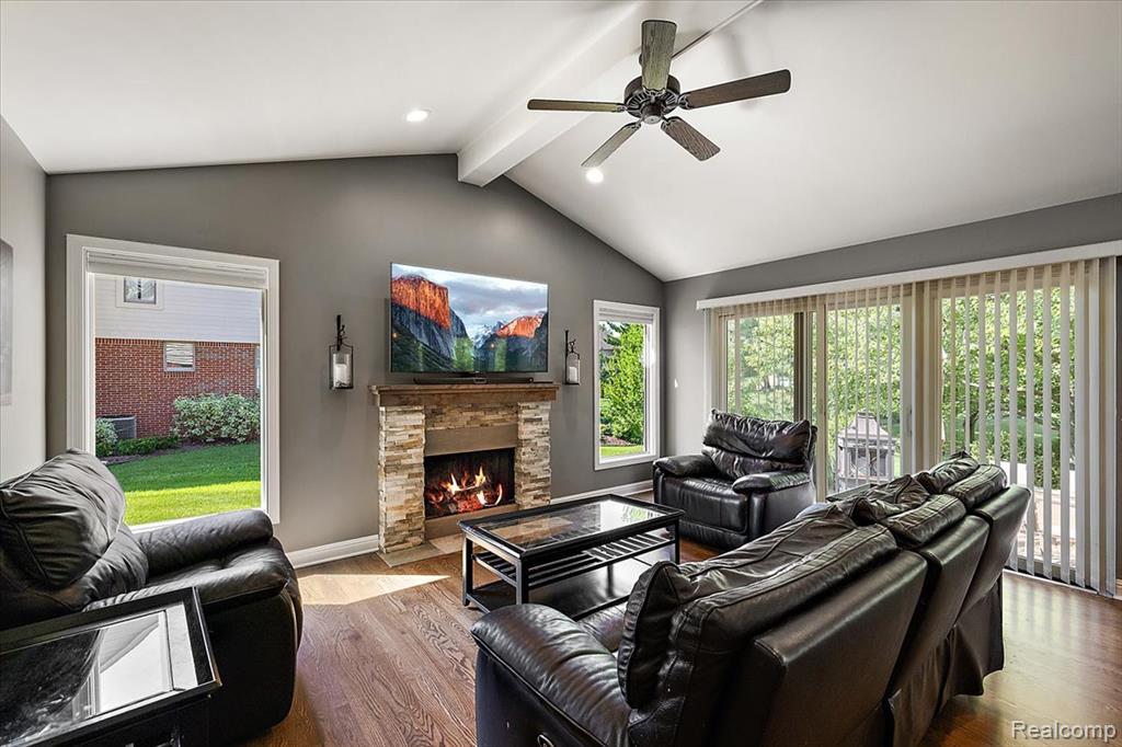 6591 Tree Knoll Drive, Troy, MI 48098 — Photo 18