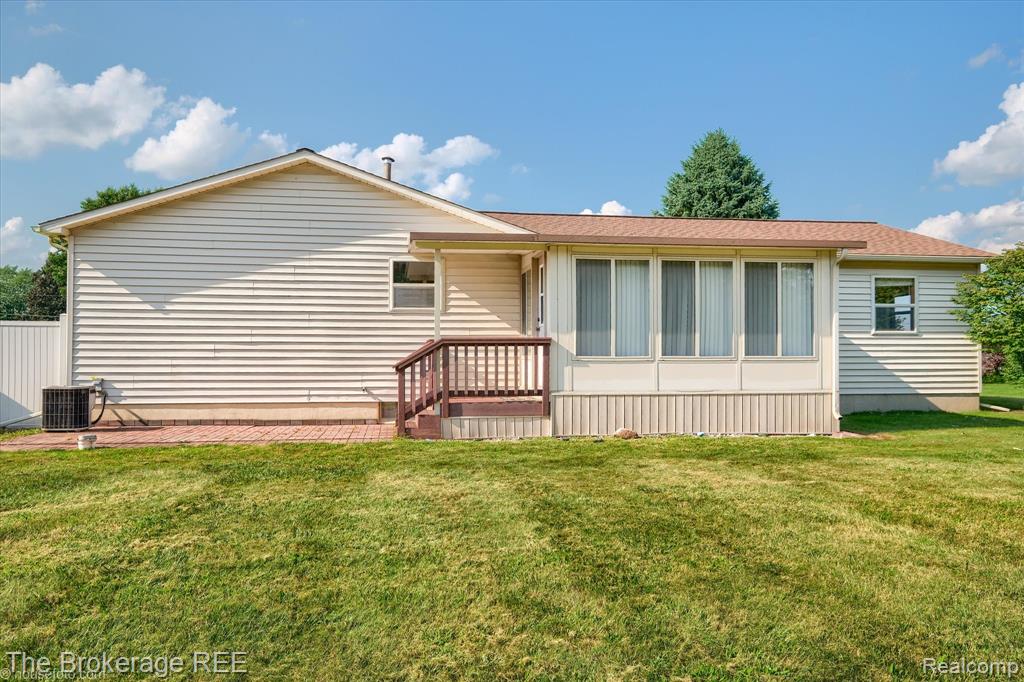 5331 W Farrand Road, Clio, MI 48420 — Photo 6