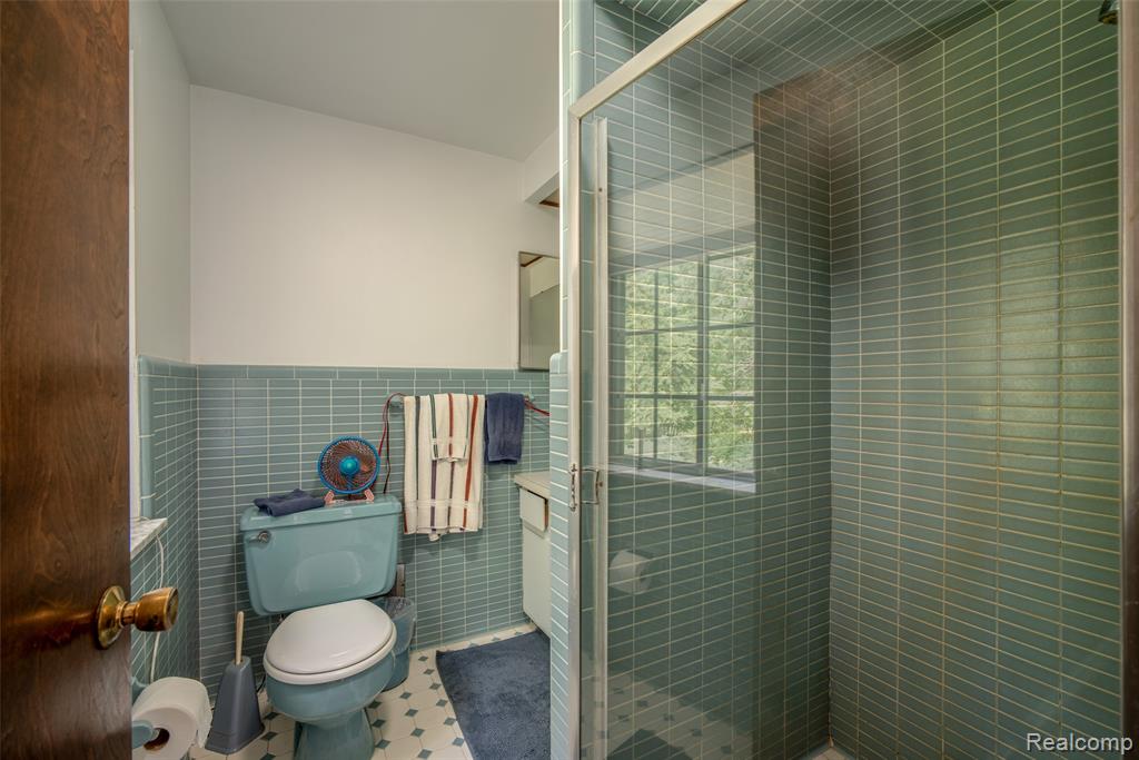 560 Coats Road, Lake Orion, MI 48362 — Photo 25