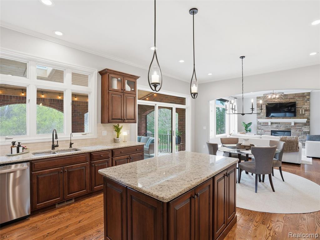 3085 Royal Berkshire Lane, Oakland, MI — Photo 32