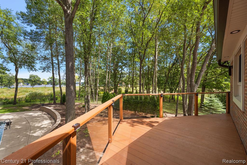 12120 SHAFFER Road, Davisburg, MI 48350 — Photo 31