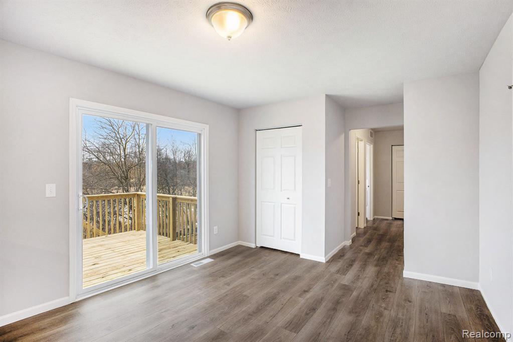 7012 Marigold Court, Grand Blanc, MI 48439 — Photo 9