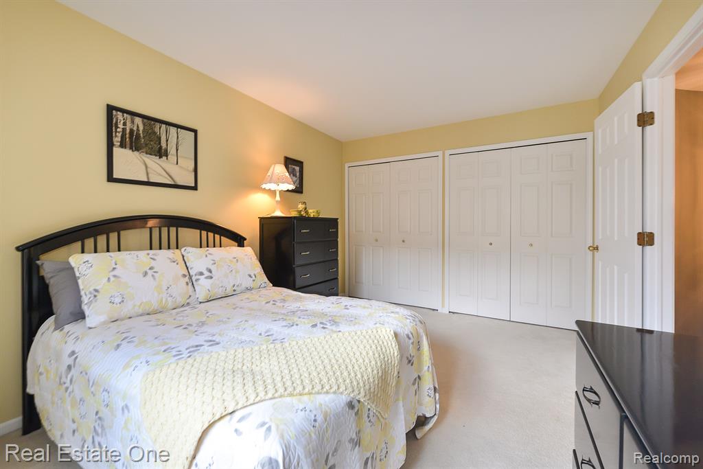 4490 GOLF VIEW Drive, Brighton, MI 48116 — Photo 40