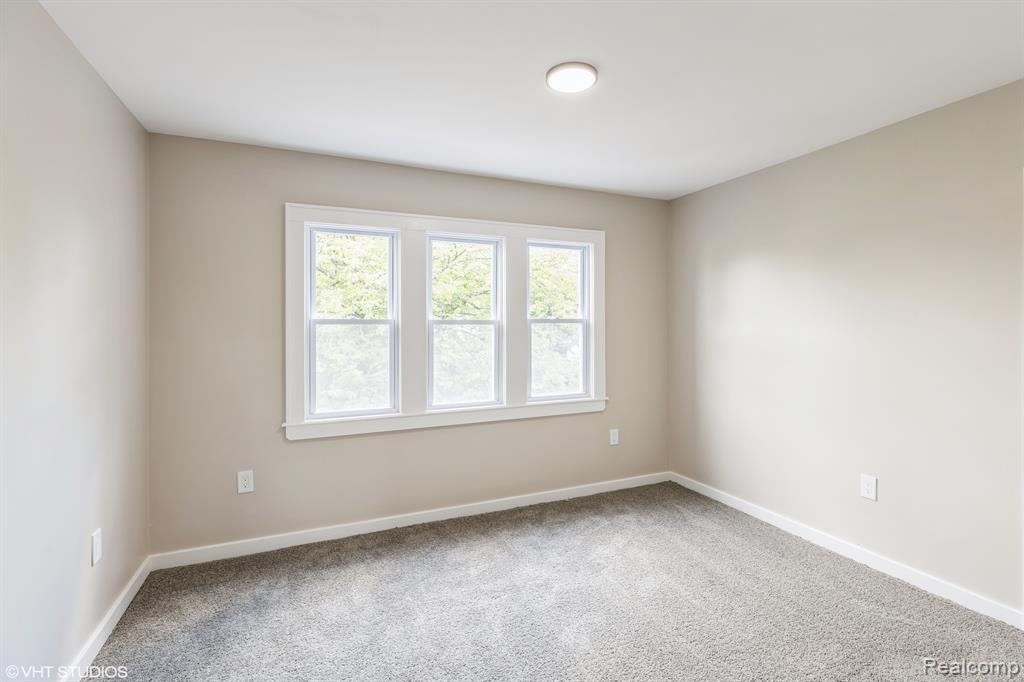 8843 BURNETTE Street, Detroit, MI 48204 — Photo 14