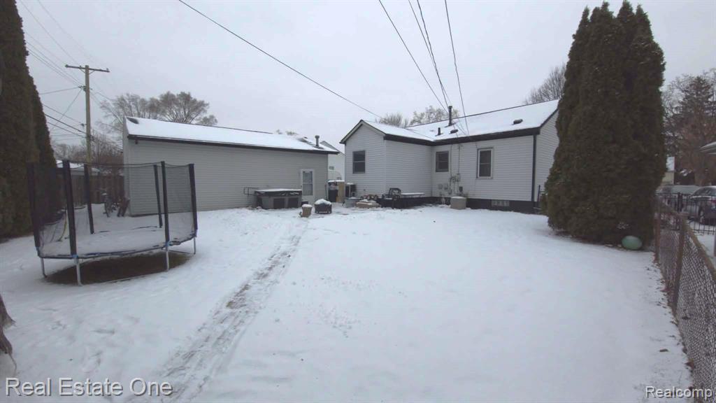 759 Chippewa Street, Mount Clemens, MI 48043 — Photo 33