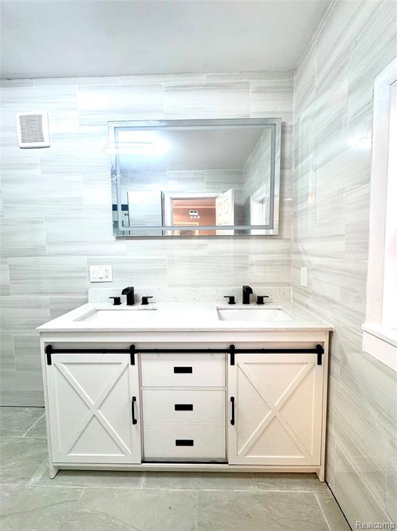 618 N 1st Street, Chesaning, MI 48616 — Photo 18