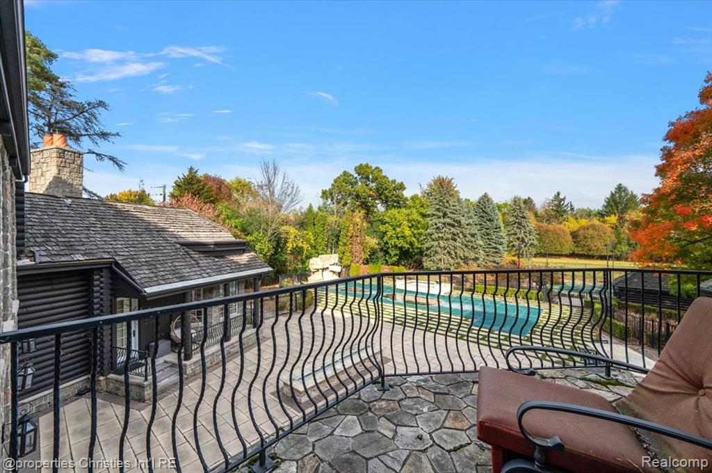 3701 Northwood, West Bloomfield, MI, 48324