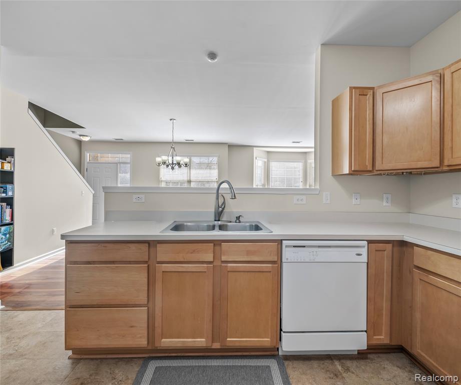 47624 Pembroke Drive, Canton, MI 48188 — Photo 10