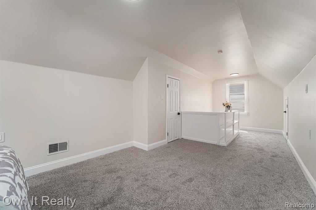 7660 W Parkway Street, Redford, MI 48239 — Photo 18