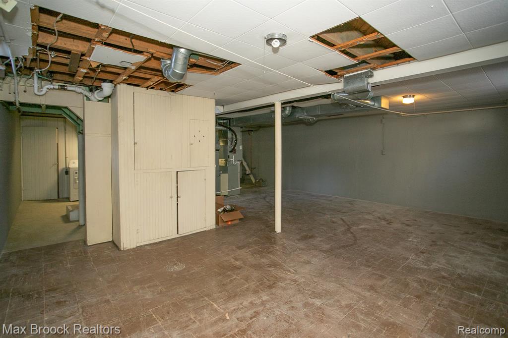 10034 Lasalle Boulevard, Huntington Woods, MI — Photo 36