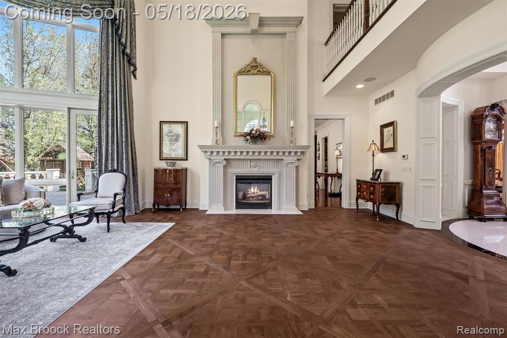 528 Barrington Court, Bloomfield Hills, MI 48304 — Photo 9