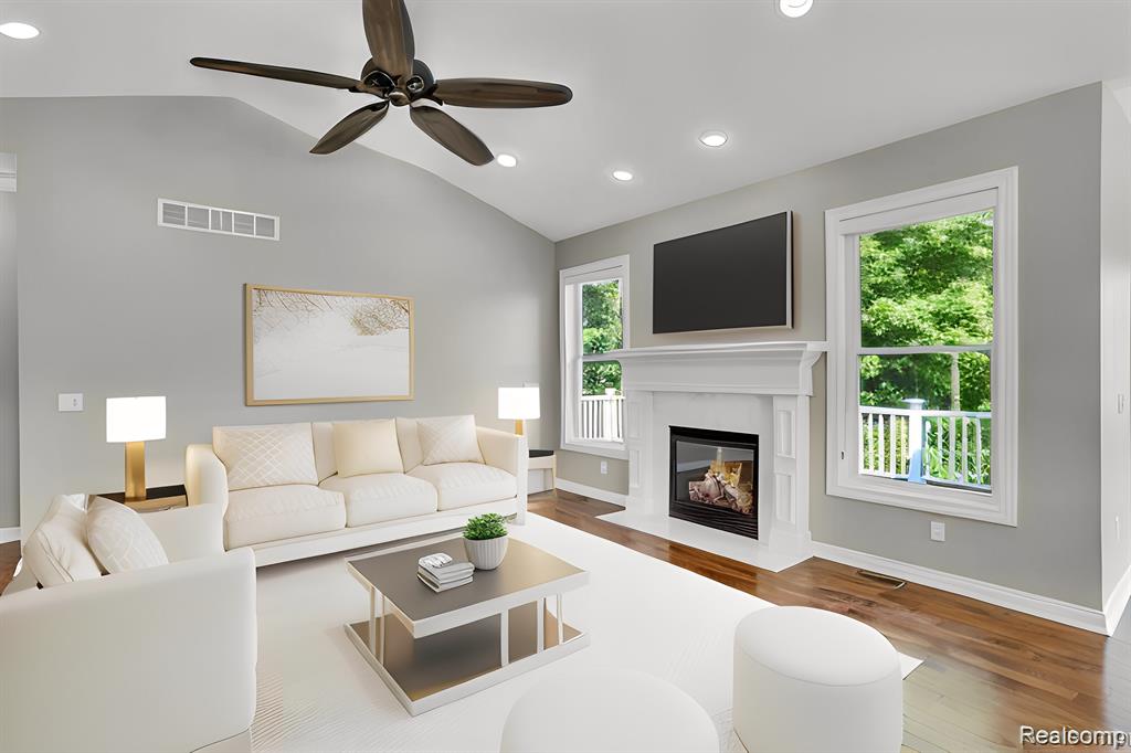 70 FOX HOLLOW Drive, Metamora, MI 48455 — Photo 5