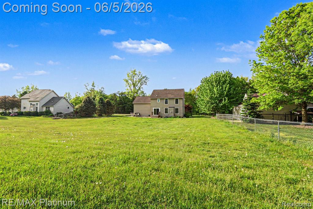 9731 Fountain Lane, Fowlerville, MI 48836 — Photo 24