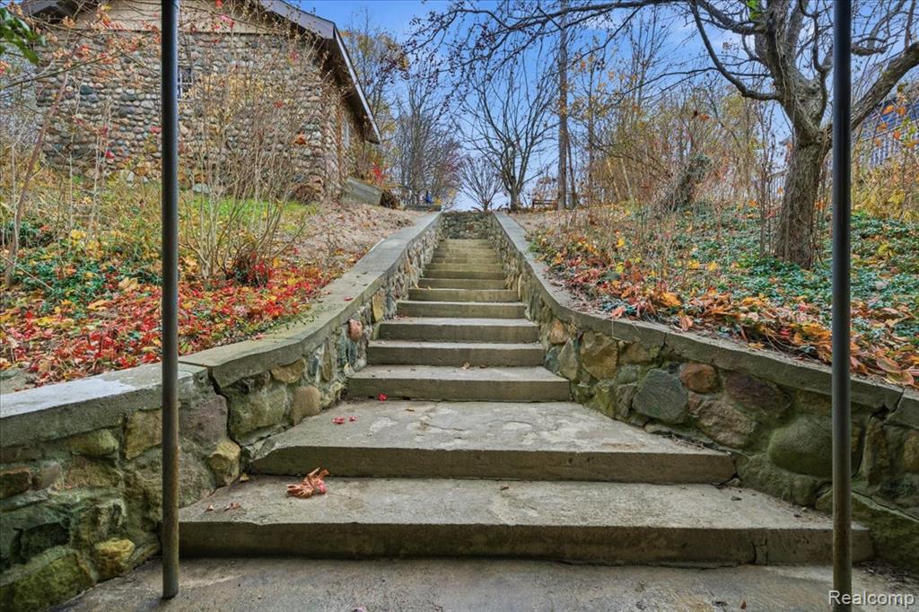 5896 Silver Birch Road, Hadley, MI 48462 — Photo 6
