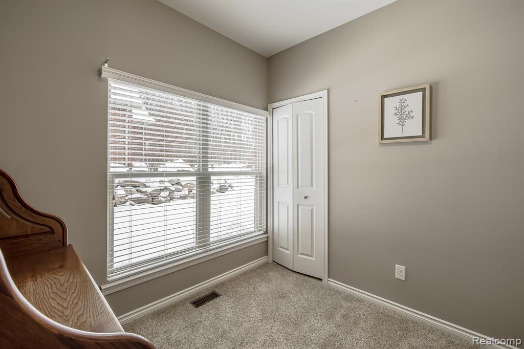 9573 Kingsway Circle, Clarkston, MI 48348 — Photo 24