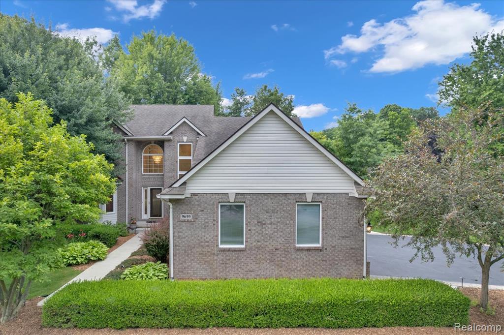 9695 Forest Ridge Drive, Clarkston, MI 48348 — front exterior