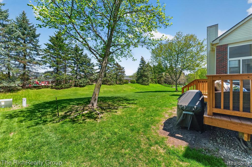 50544 Livingston Drive, Northville, MI 48168 — Photo 62