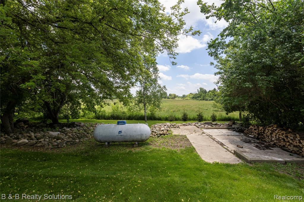 8862 Cade Road, Brown, MI 48416 — Photo 49