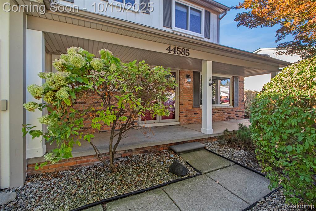 44585 Nantucket Drive, Canton, MI 48187 — Photo 2