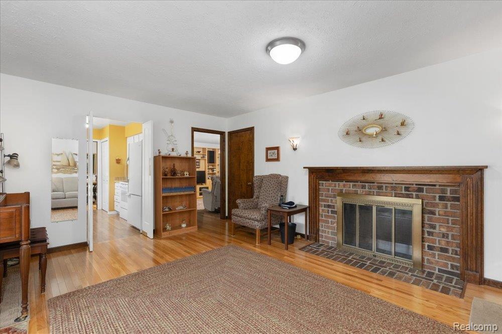 5618 Ann Arbor Saline Road, Saline, MI 48176 — Photo 28