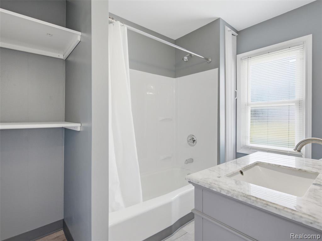 808 Corwin Court, Pontiac, MI 48340 — Photo 22