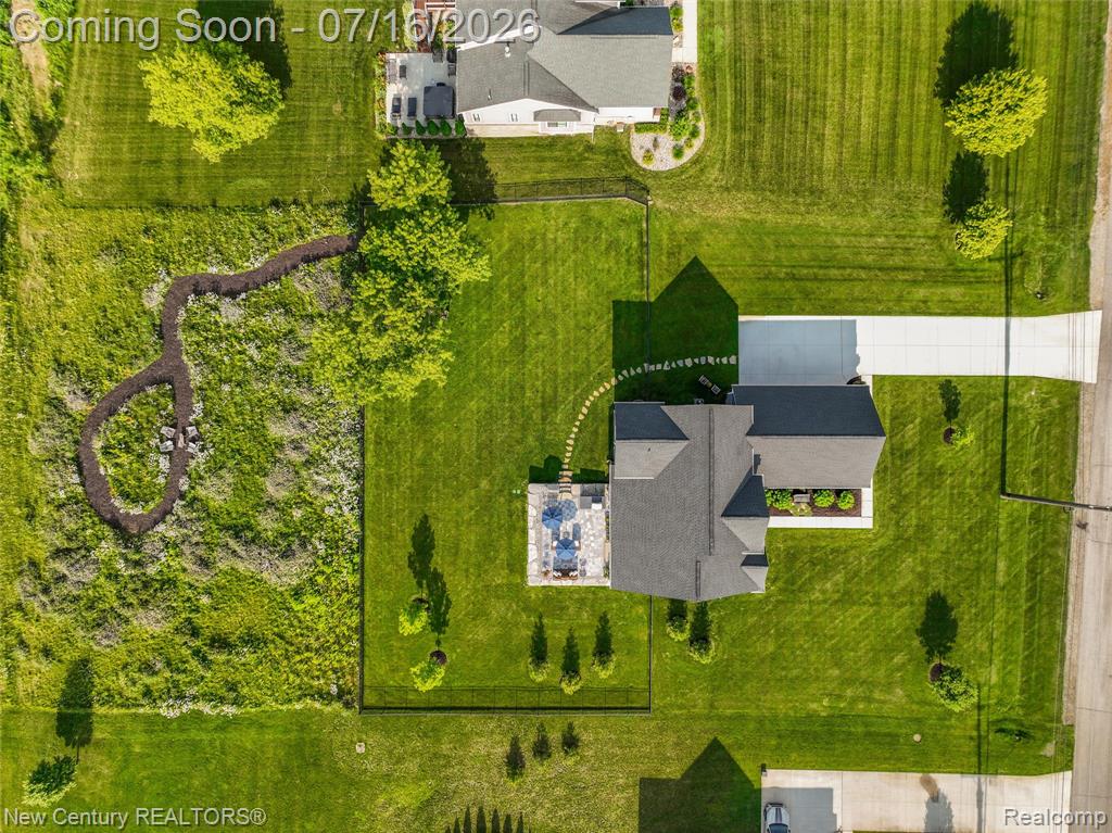 671 Braxwood Place, Milford, MI 48381 — Photo 16