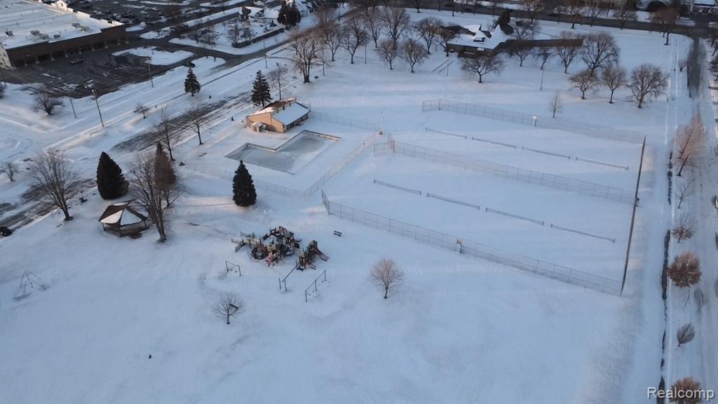 9619 Mayfield Street, Livonia, MI 48150 — Photo 45