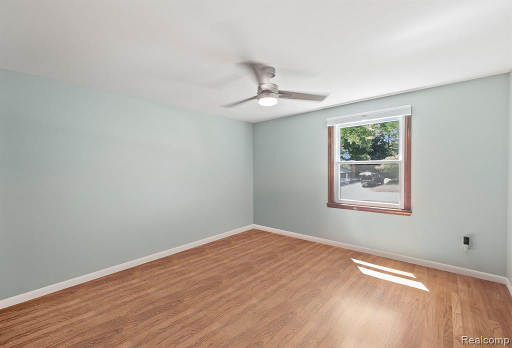 663 Lake Forest Road, Troy, MI 48309 — Photo 22