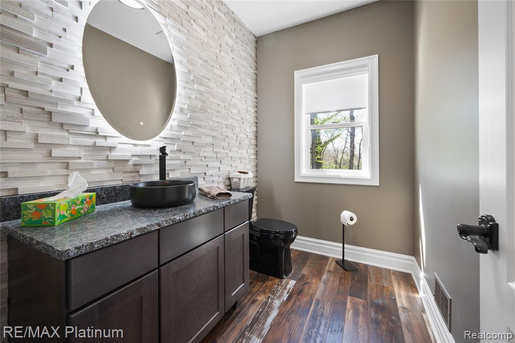 3705 High Hillcrest Drive, Howell, MI 48843 — Photo 32
