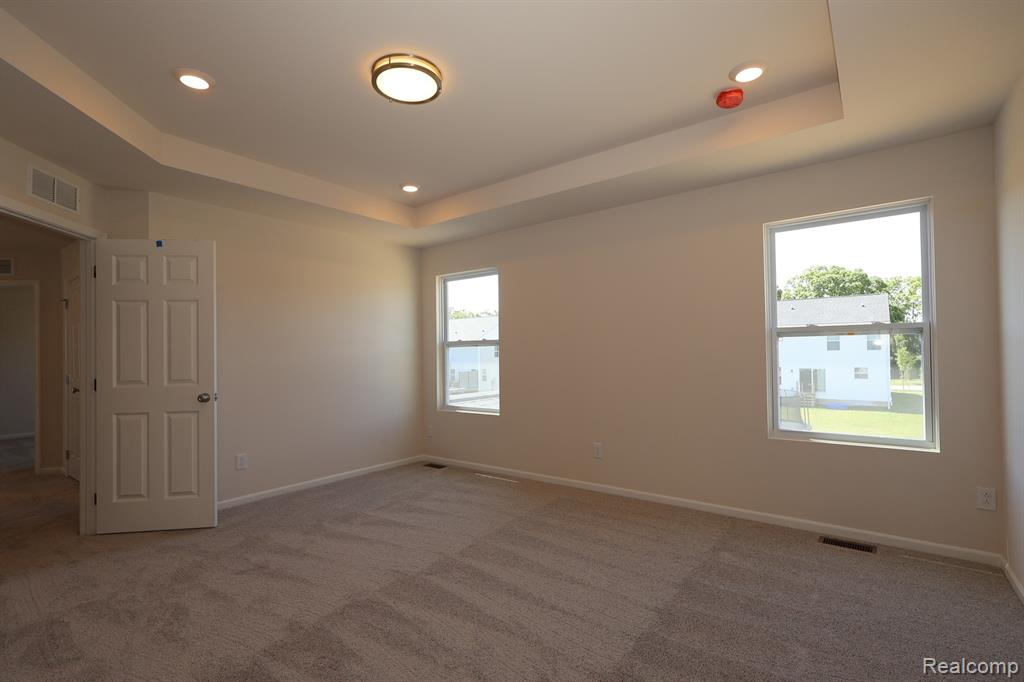 634 Harvest Way, Chelsea, MI 48118 — Photo 10
