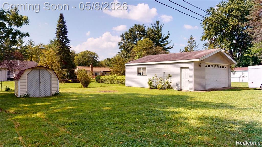 842 Hannah Drive, Troy, MI 48085 — Photo 24