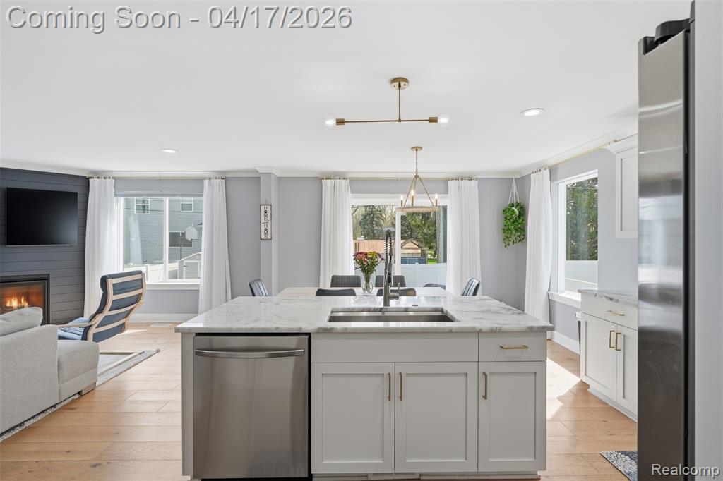 15918 Camperdown Avenue, Clinton Twp, MI 48035 — Photo 13