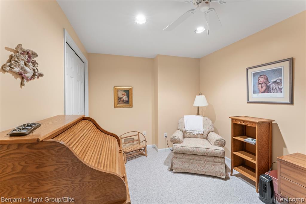 5380 Versailles Avenue, Brighton, MI 48116 — Photo 27