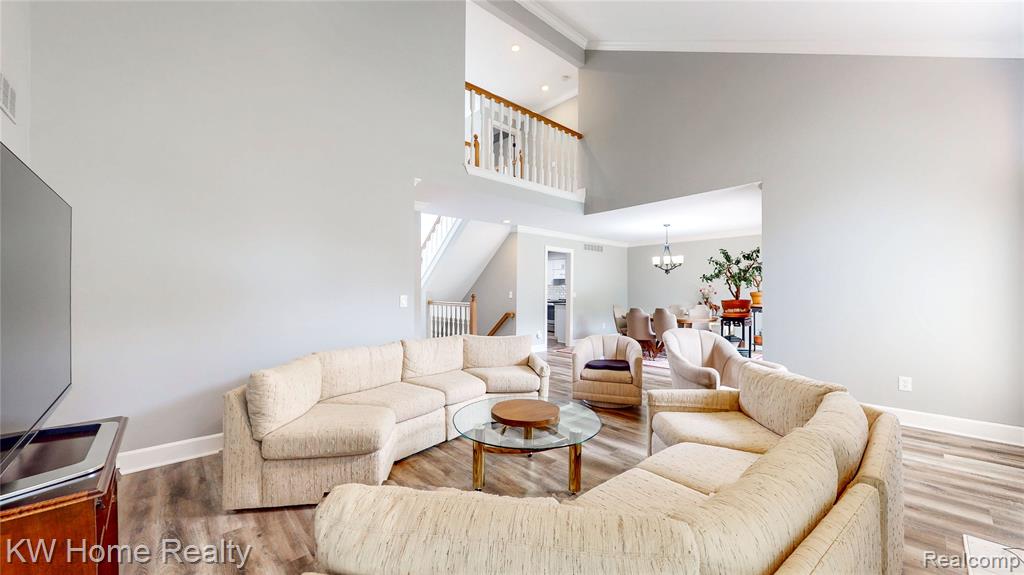 37634 Russett Drive, Farmington Hills, MI 48331 — Photo 16