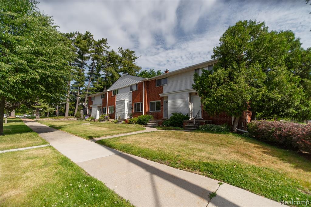 502 W Houstonia Avenue, Royal Oak, MI 48073 — Photo 3