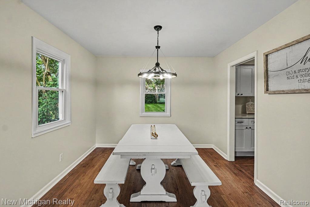 1105 Woodnoll Drive, Flint, MI 48507 — Photo 12