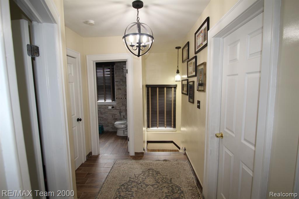 6000 ORCHARD Avenue, Dearborn, MI 48126 — Photo 19