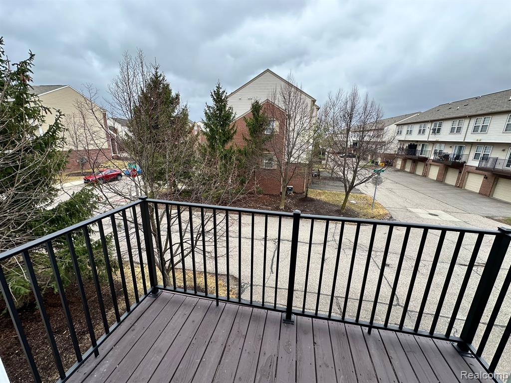 44628 GWINNETT Loop, Novi, MI 48377 — Photo 13