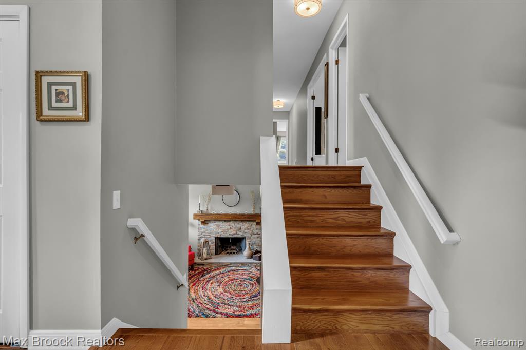 591 S Spinningwheel Lane, Bloomfield Hills, MI 48304 — Photo 15