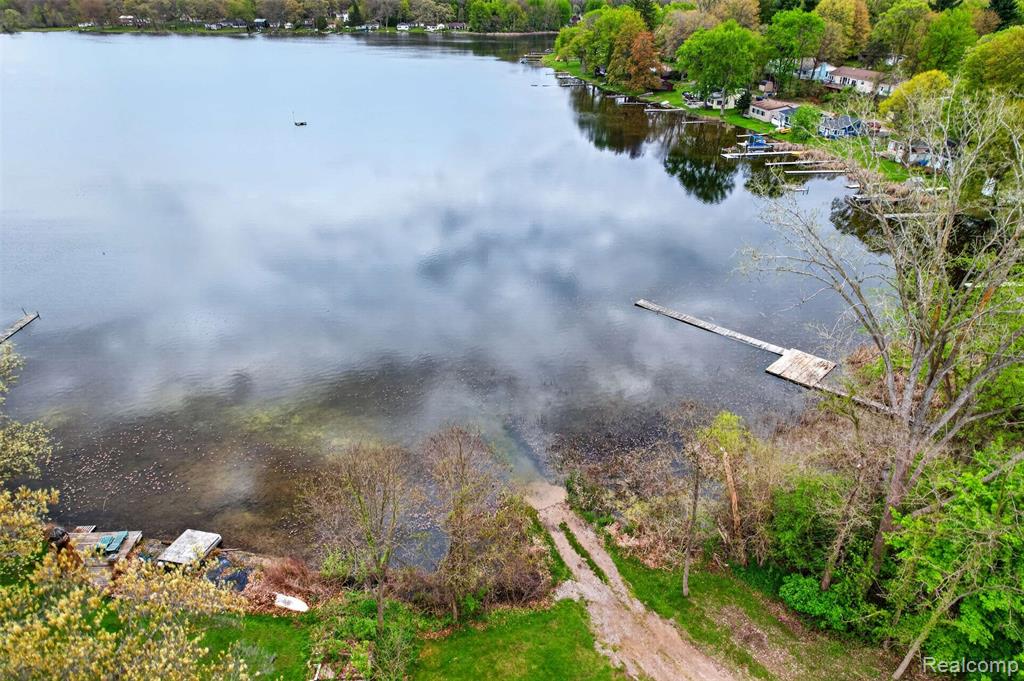 10467 McGregor Road, Pinckney, MI 48169 — Photo 33