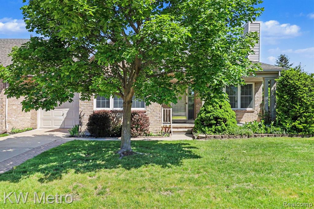 41273 Greenspire Drive, Clinton Twp, MI 48038 — Photo 4