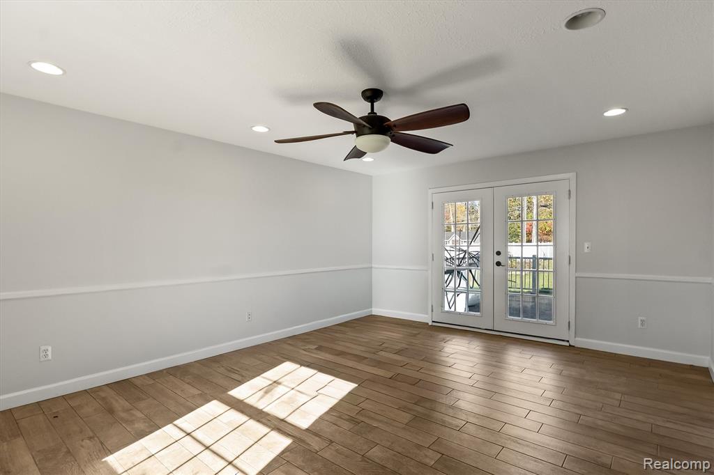 45100 W 10 Mile Road, Novi, MI — Photo 5