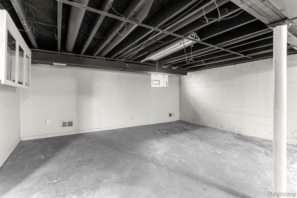 5002 MEAD Street, Dearborn, MI 48126 — Photo 21