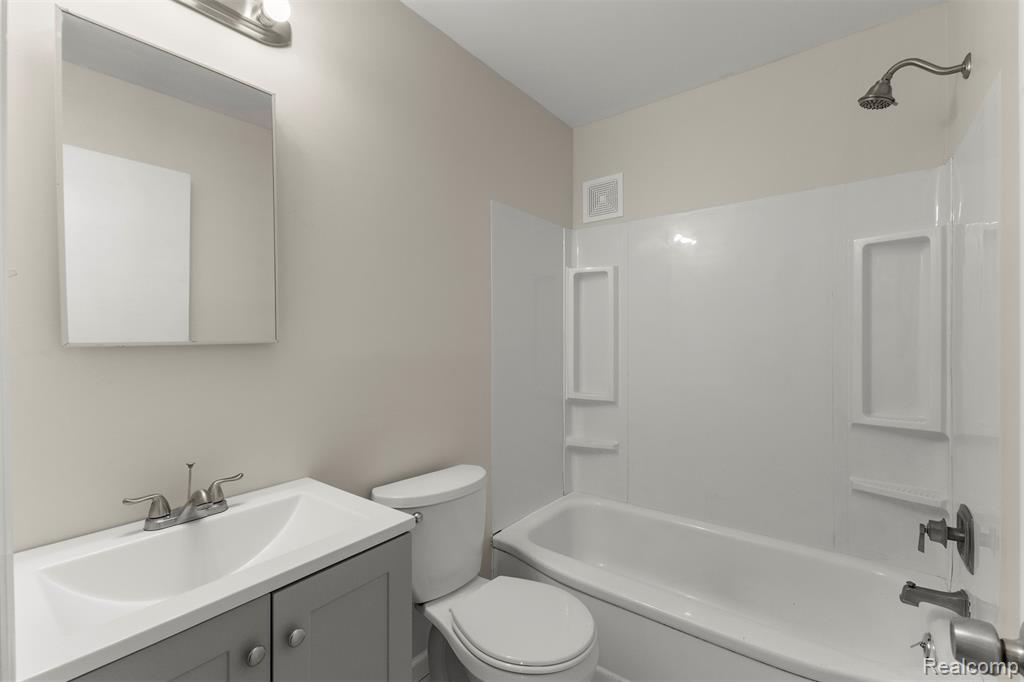 7534 Pelham Road, Taylor, MI — Photo 17
