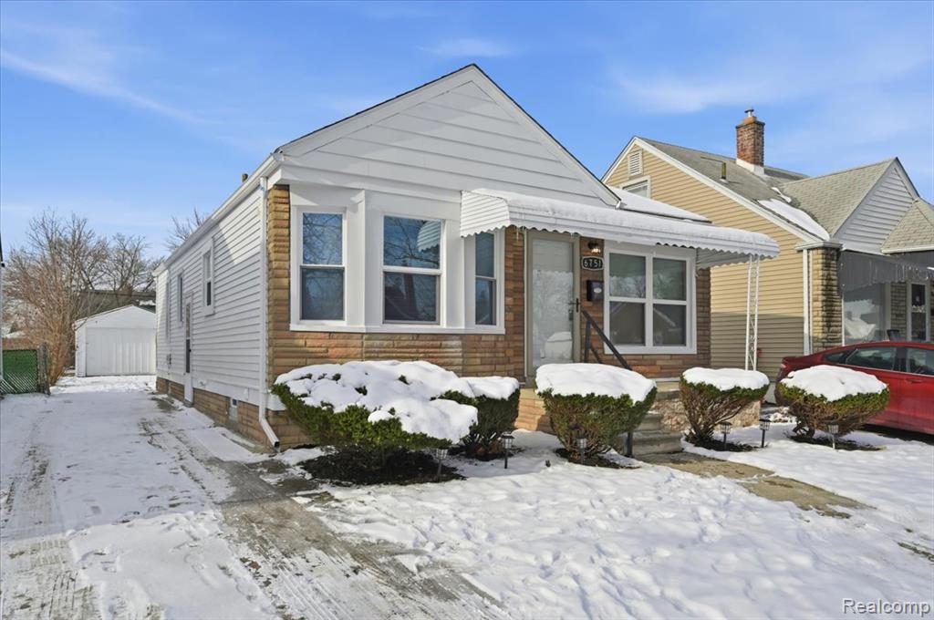 6751 Memorial Avenue, Detroit, MI 48228 — Photo 4