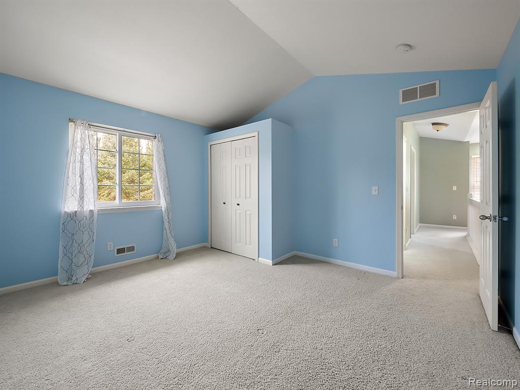 1668 CHAPLEAU Drive, Ann Arbor, MI 48103 — Photo 17