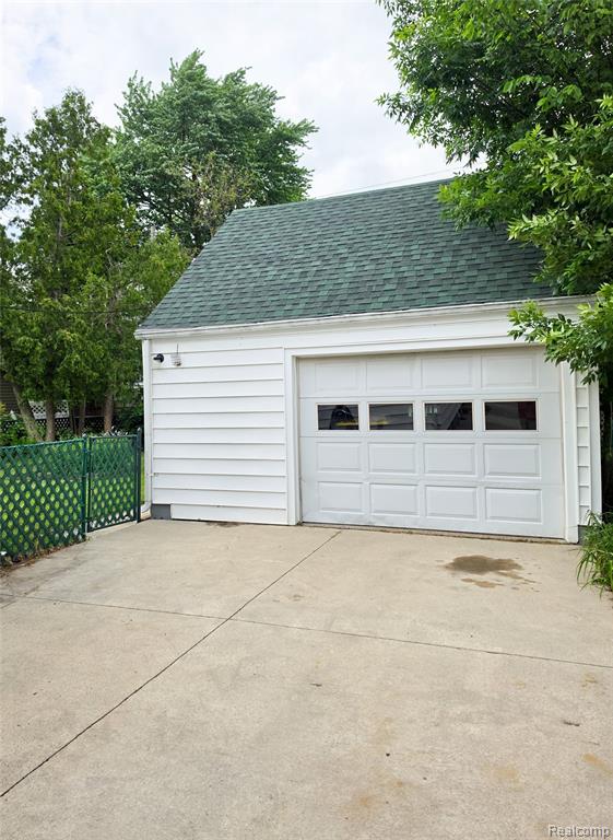 1333 Court Street, Port Huron, MI 48060 — Photo 5