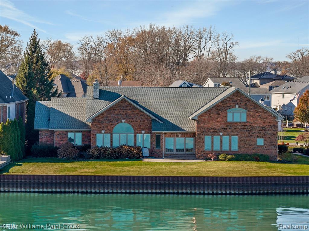 37580 Lakeshore Drive, Harrison Township, MI — Photo 3