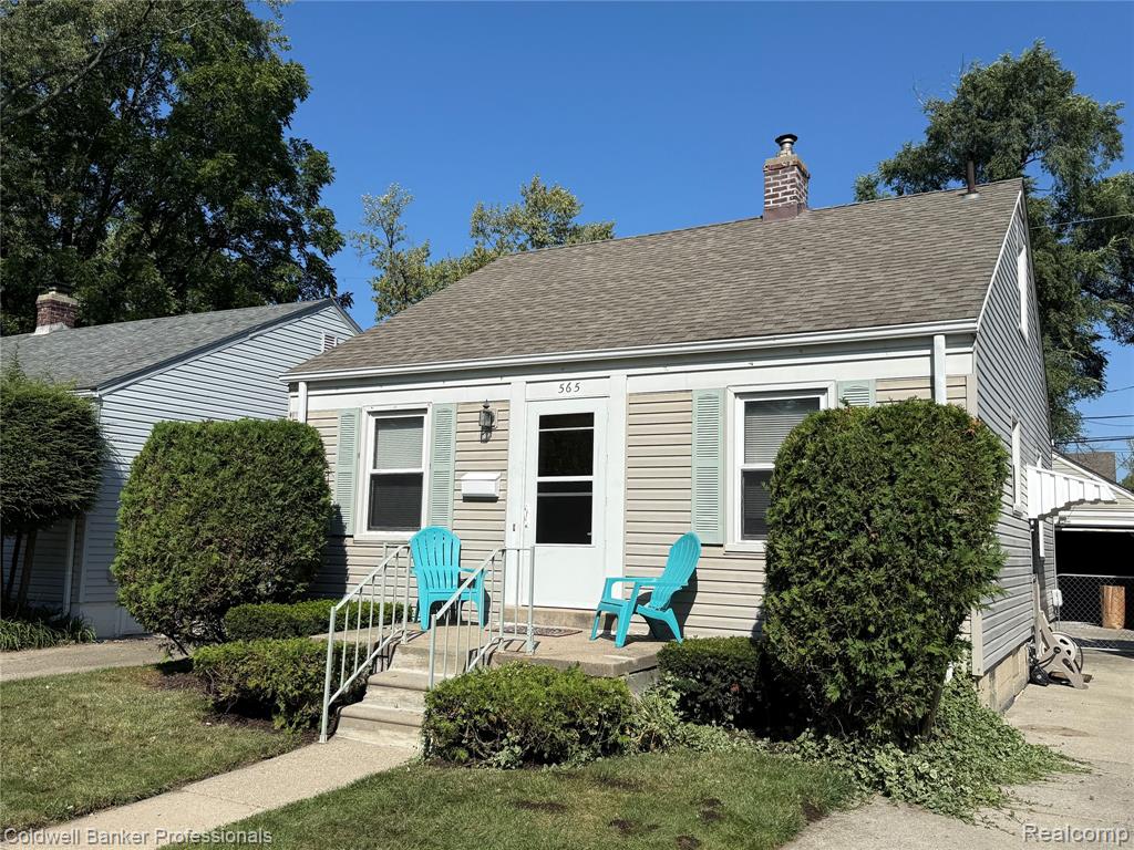 565 E Webster Street, Ferndale, MI 48220 — Photo 2
