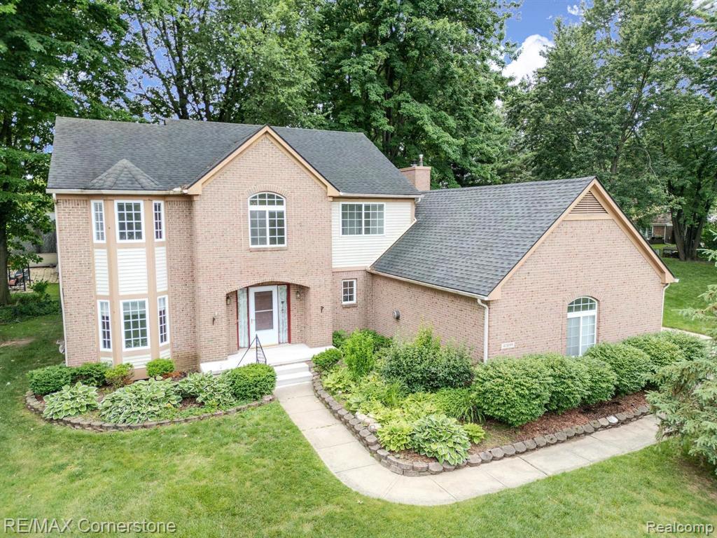 41899 CONNERWOOD Court, Canton, MI 48187 — Photo 53